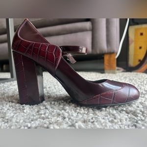 Paolo Maroon Heels